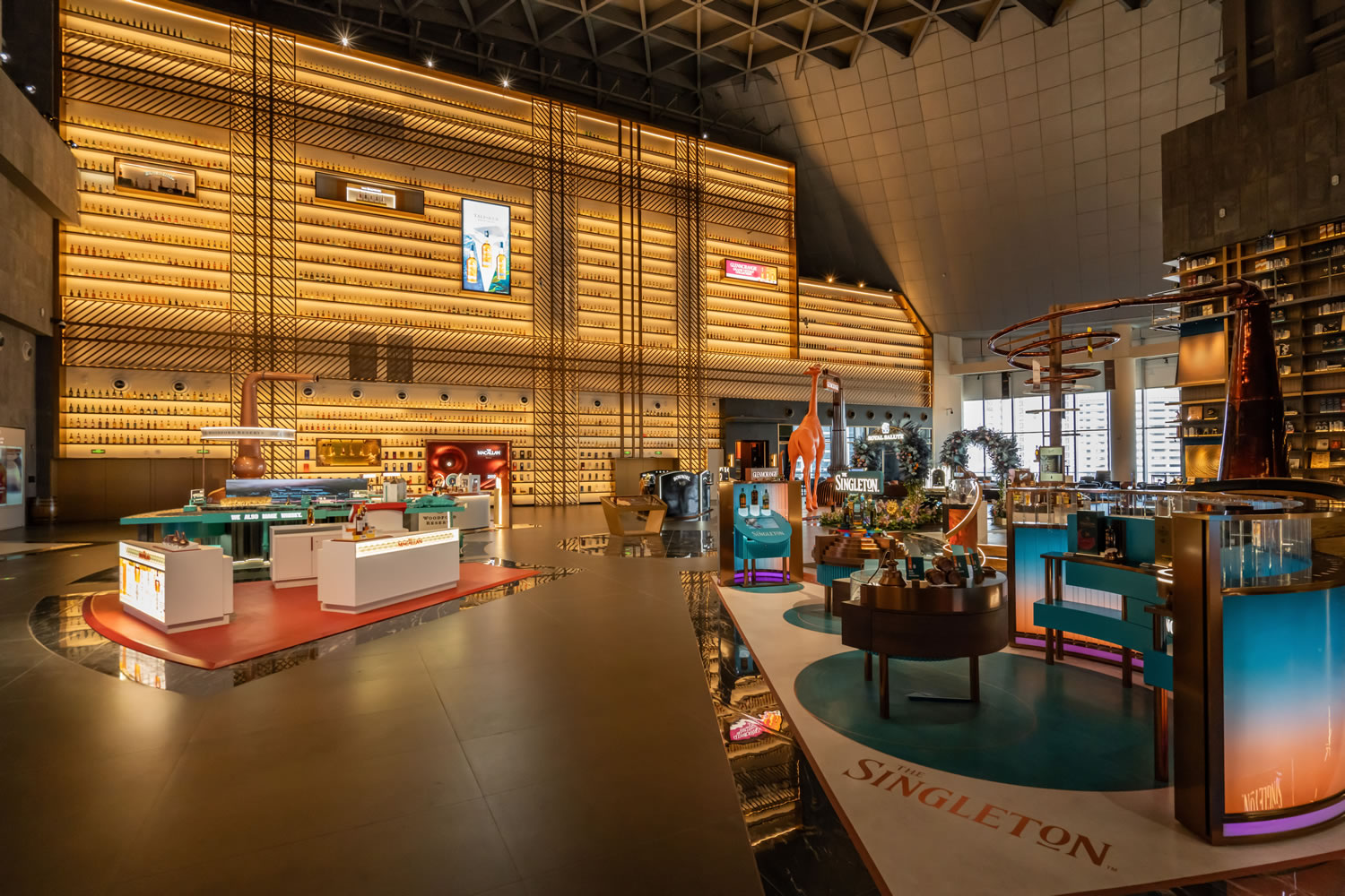 封關倒計時！中免集團十余年深耕樹立海南離島免稅消費新標桿