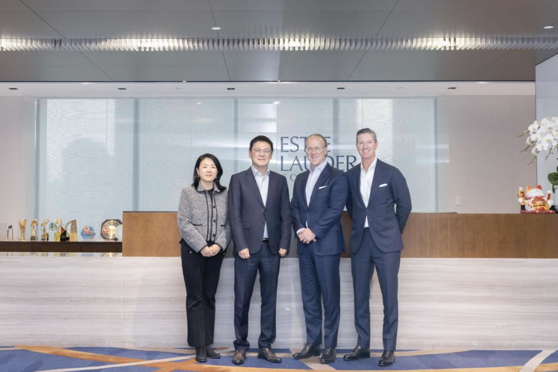 中免集團與雅詩蘭黛集團深化戰(zhàn)略合作 重構旅游零售“產(chǎn)品力+體驗感”模式